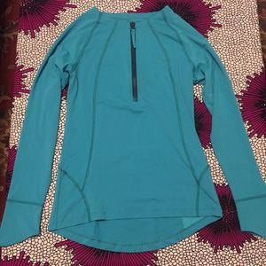 Title Nine Long Sleeve Pullover